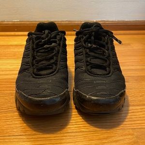 Nike Air Max Plus Black Gold